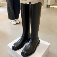 批发2026秋冬新款<b class='q'>简约</b>圆头低跟侧拉链时装高长筒骑士靴女