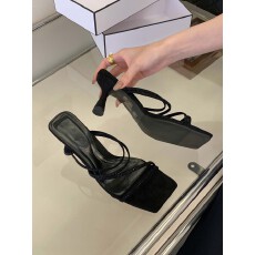 批发法式搭扣包头凉鞋仙女鞋子2026新款<b class='q'>春</b>夏季气质名媛单鞋小众高跟鞋