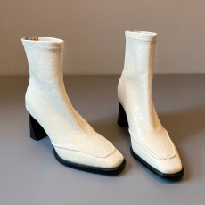 批发2025秋冬新款方跟显瘦弹力靴后拉链软皮短靴女靴货号