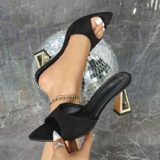 批发2026夏季新款时装拖鞋水晶跟布面鱼嘴凉拖鞋外贸<b class='q'>女鞋</b>货号