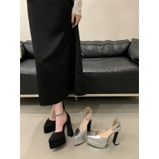 批发走秀同款黑色尖头水钻扣带防水台玛丽珍高跟鞋女粗跟法式单鞋