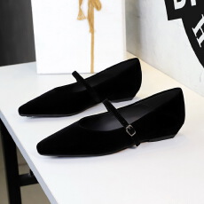 批发<b class='q'>韩版</b>时尚低跟鞋女西施绒小尖头浅口一字扣带坡跟单鞋女