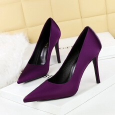 批发<b class='q'>欧美</b>风宴会高跟鞋女尖头浅口高级感绸缎一脚蹬细跟性感单鞋女