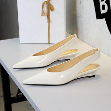 批发欧美风时尚<b class='q'>复古</b>低跟女鞋尖头V口浅口坡跟后空后绊带OL单鞋女