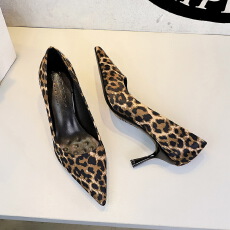 欧美尖头高跟鞋女豹纹性感细跟宴会通勤日常浅口绒面气质单鞋