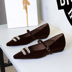 批发韩系时尚水钻扣一字带玛丽珍鞋坡跟绒面通勤气质尖头单鞋