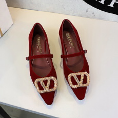 欧美风一字式扣带低跟时尚鞋水钻V扣装饰尖头坡跟单鞋女