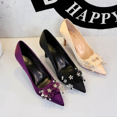 批发欧美宴会<b class='q'>性感</b>细跟高跟鞋珍珠蕾丝花朵尖头气质单鞋女