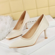 批发<b class='q'>简约</b>中古风浅口方头高跟鞋子女绸缎细跟百搭不累脚气质高跟单