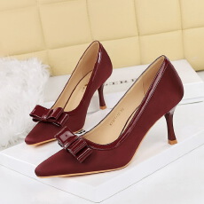 批发<b class='q'>欧美</b>风高跟鞋女方头浅口蝴蝶结拼接绸缎百搭细跟气质单鞋