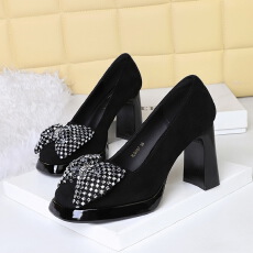 韩版风绒面水钻蝴蝶结方头浅口一脚蹬粗跟防水台单鞋女