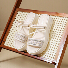 批发2026<b class='q'>夏季</b>新款凉鞋休闲运动女鞋货号