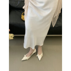 奶白月光法式尖头蝴蝶结中跟鞋女软皮舒适日常宴会伴娘鞋