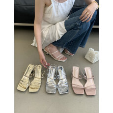 法式小众一字带方头凉鞋女外穿两穿凉拖细跟高跟鞋名媛风