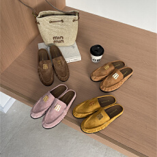 批发极简英伦风圆头浅口乐福鞋女2026新款经典复古<b class='q'>学院风</b>一脚蹬皮鞋女