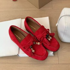 批发复古羊反绒皮流苏乐福鞋女通勤豆豆鞋