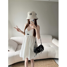 批发实拍实价：元英欧尼 韩系少女风减龄蕾丝吊带A字裙收腰显瘦连衣裙