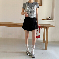 批发实拍 不规则a字半身裙裤女春夏季2026黑色气质显瘦西装短裙百褶裙