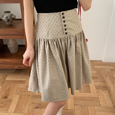 批发实拍 春夏韩系复古波点半身裙女显瘦A字短裙修身百搭设计感半裙