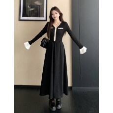 批发2025秋新款胖mm设计感黑色小香风V领长袖<b class='q'>连衣裙</b>显瘦拼色长裙子女