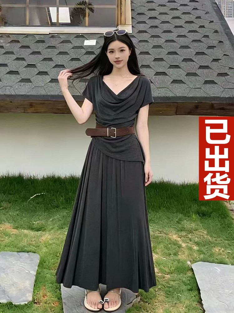 흔들다 칼라 불규칙 맨위 반신 스커트 두 조각 여성 세트 2026 여름 새로운 빅 사이즈 슬림해 보이는 도루 센스 세트 드레스