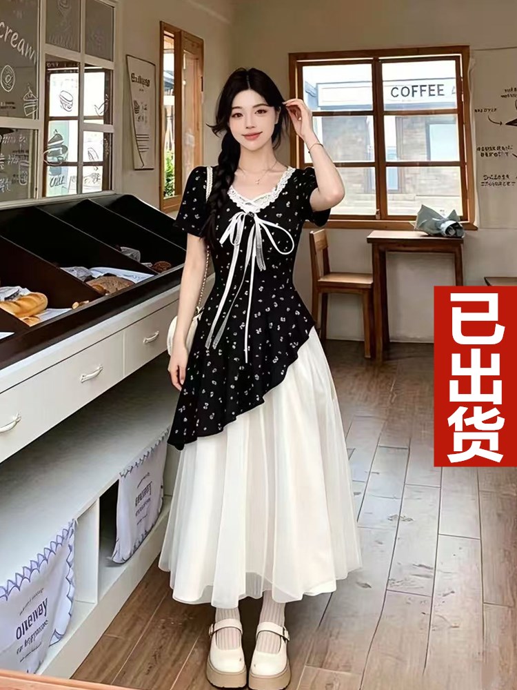 빅 사이즈 한 부서 레이스 나비 매듭 꽃무늬 여성 드레스 2026 여름 새로운 프랑스식 레트로 슬림해 보이는 퍼프 스커트