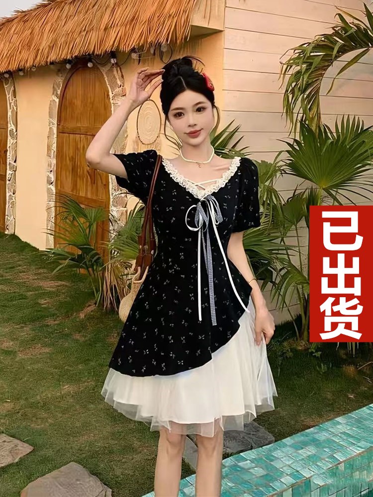 2026 여름 새로운 지방 mm 달콤함 부드러운 바람 프릴 망사 패치워크 허리 수축 슬림해 보이는 꽃무늬 여성 드레스