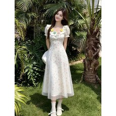 批发2026新款胖mm甜美风方口领碎花连衣裙<b class='q'>夏</b>日绝美泡泡袖显瘦短裙子女