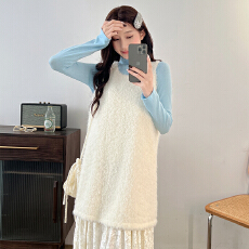 批发2025秋冬新款打底衫+毛绒绒背心马甲<b class='q'>丝绒</b>裙减龄显瘦三件套韩版