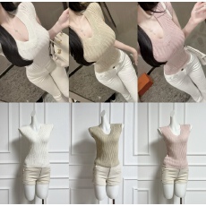 批发辛子<b class='q'>韩国</b><b class='q'>代购</b>ins网红甜辣风性感镂空V领修身显瘦针织短袖<b class='q'>T</b><b class='q'>恤</b>女