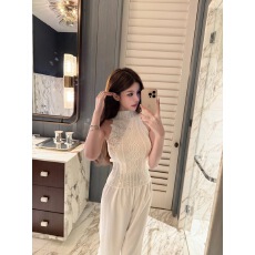 批发FAY冬日织梦精致镂空设计感烫钻针织挂脖套头背心上衣