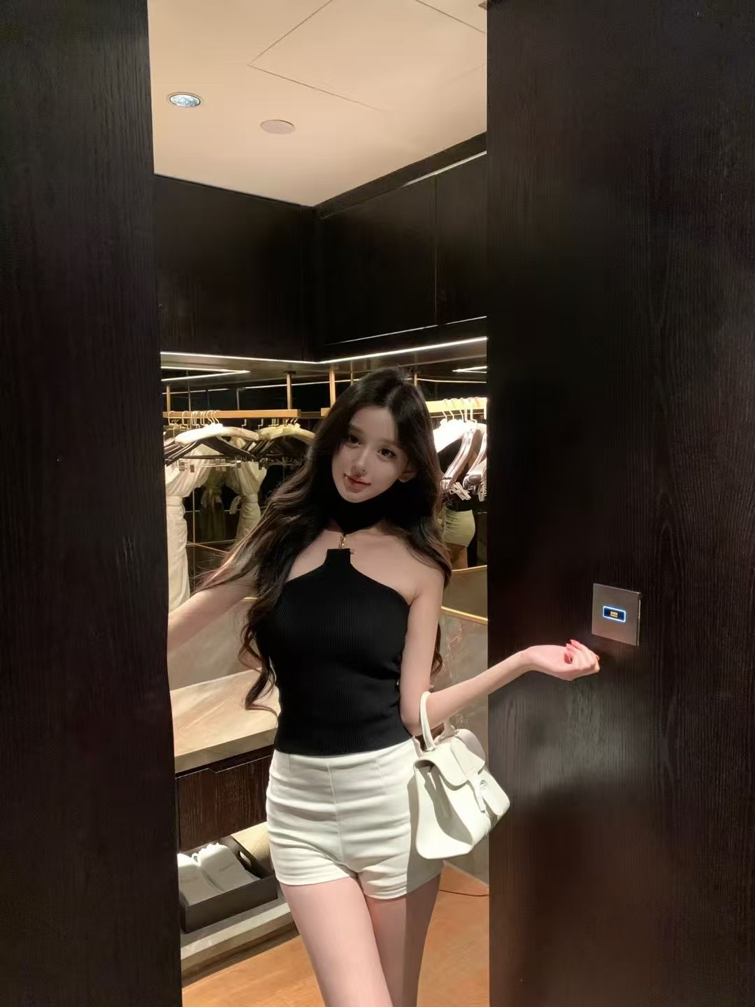 고급 센스 스웨터 여성 뜨개질 질감 순수한 욕망 섹시함 행침 목 디자인 튜브탑 슬립 여성 봄