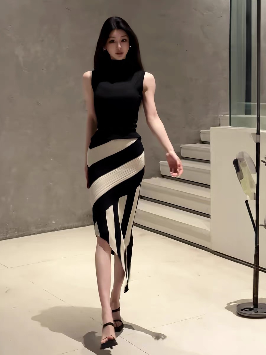 jijinqi 여름 캐주얼 다용도 타이트 밴딩 반신 스커트 출퇴근 다용도 슬림해 보이는 불규칙 비스듬한 진자 반 스커트