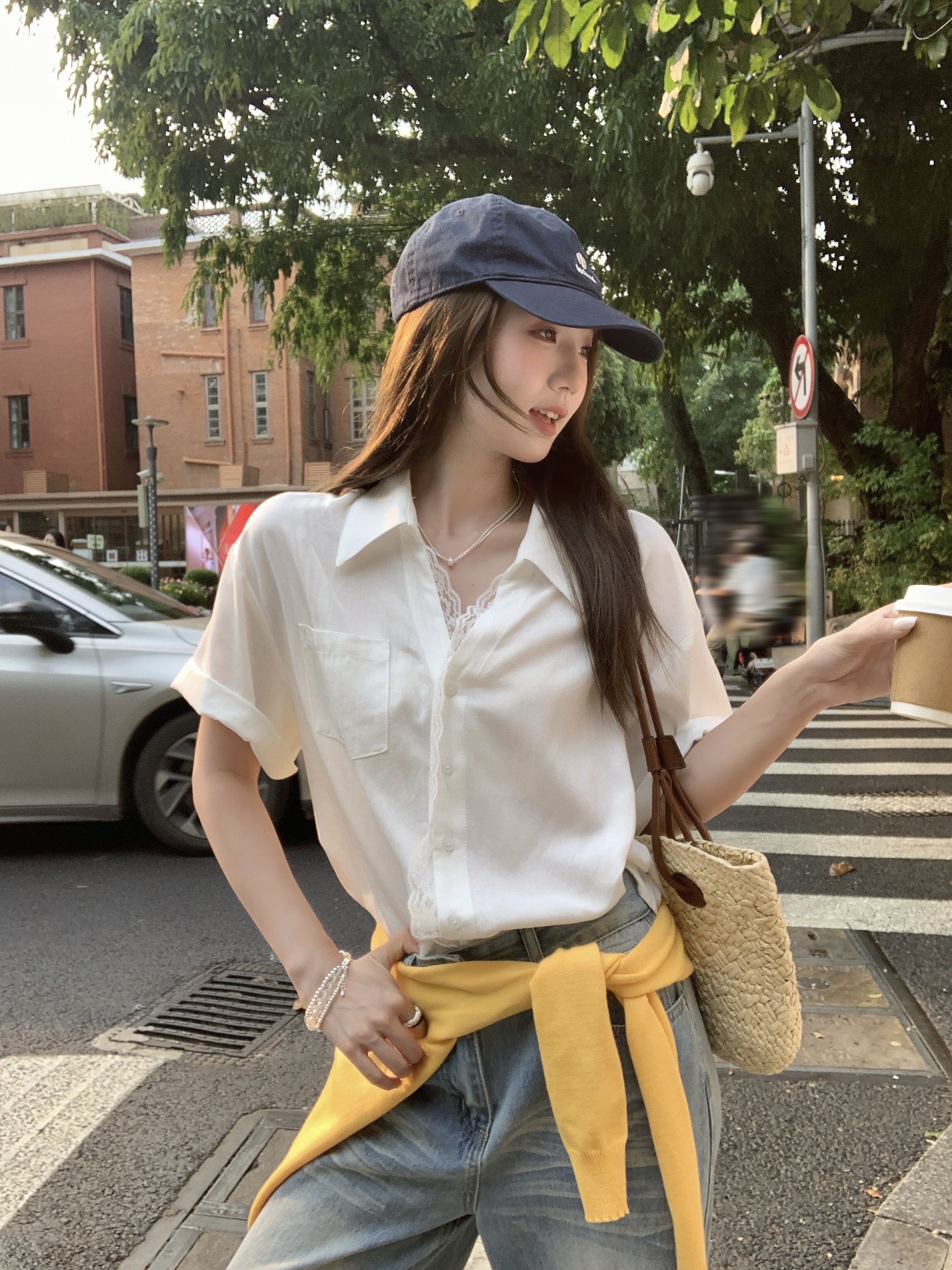 실사 새로운 한국 스타일 오래된 돈 바람 레이스 조각 느슨함 센스 루즈핏 슬림해 보이는 V넥 반팔 여성 셔츠