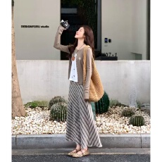 批发实价有货卡其色长袖毛衣开衫修身内搭背心秋季新款条纹半身裙套装