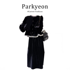 批发实价有货韩系氛围感荷叶领蕾丝拼接上衣女黑色<b class='q'>丝绒</b>半身裙<b class='q'>套装</b>