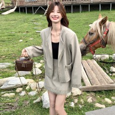 批发实价有货法式小香风流苏西装<b class='q'>外套</b>女2026秋季新款高腰显瘦包臀短裙