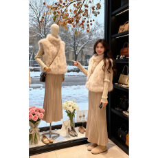 批发实价有货温柔风杏色针织长袖<b class='q'>连衣裙</b>女时尚毛绒保暖马甲外套套装