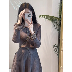 批发实价有货灰色格纹拼接翻领长袖毛衣开衫女秋冬新款针织<b class='q'>半身裙</b>套装