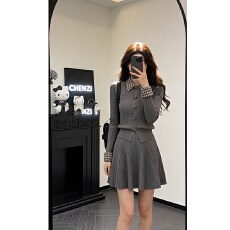 批发实价有货灰色格纹拼接翻领长袖毛衣开衫女秋冬新款针织<b class='q'>半身裙</b>套装