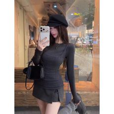 批发实价有货甜辣风坑条长袖针织<b class='q'>打底</b>衫裤裙秋冬季修身显瘦气质套装