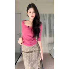 批发实价有货春季新玫红色方领<b class='q'>针织</b>衫上衣女显瘦修身高腰半身裙<b class='q'>套装</b>