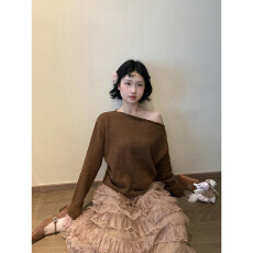 批发实价有货法式复古咖色露肩长袖针织衫<b class='q'>上衣</b>高腰A字半身裙两件套