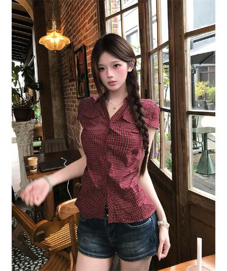 정가 재고 있음 여름 바람 슈퍼 잘 생긴 레트로 빨간색 체크무늬 반팔 여성 셔츠 데님 반바지 패션 세트