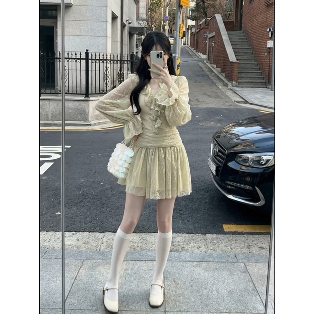 정가 재고 있음 프랑스식 부드러운 바람 센 부서 작은 청신 3 차원 프릴 V넥 긴팔 슬림해 보이는 여성 드레스