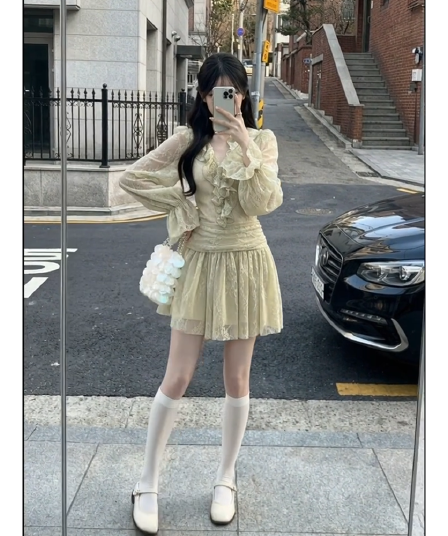 정가 재고 있음 프랑스식 부드러운 바람 센 부서 작은 청신 3 차원 프릴 V넥 긴팔 슬림해 보이는 여성 드레스