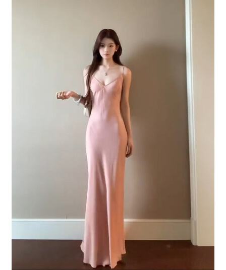 정가 재고 있음 순수한 욕망 섹시함 바람 V넥 슬립 여성 드레스 여름 새로운 몸매 가꾸기 슬림해 보이는 타이트 스커트 길다 치마