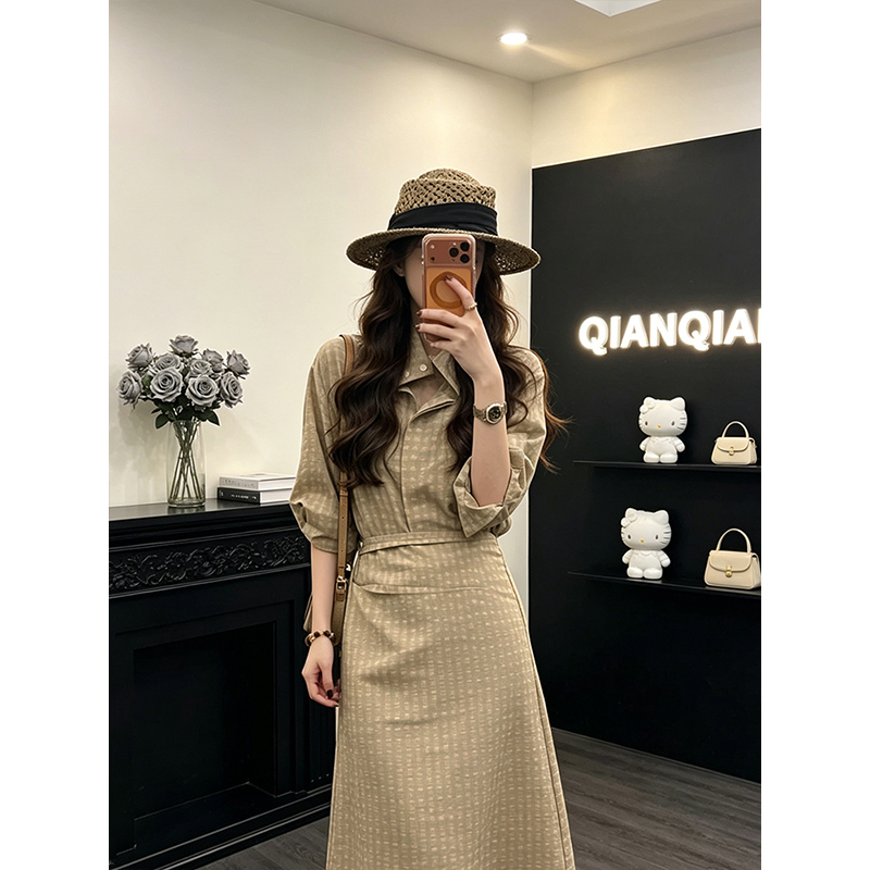정가 빛 요리 한 출퇴근 바람 질감 체크무늬 허리 수축 여성 드레스 여름 새로운 루즈핏 슬림해 보이는 셔츠 드레스