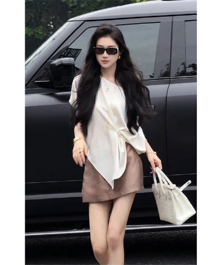 정가 한 부서 부드러운 바람 비스듬한 어깨 반팔 티셔츠 맨위 여성 여름 하이웨이스트 슬림해 보이는 반신 치마 세트