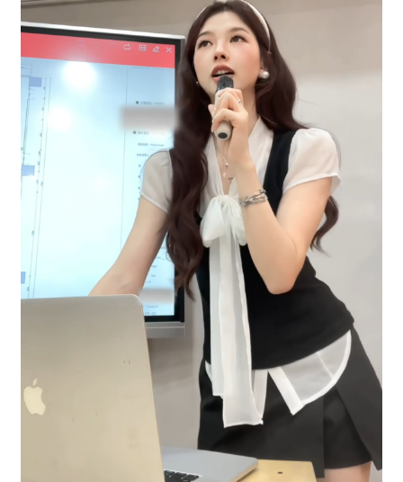 정가 한 부서 학원 스타일 착용 가져 가라. 반팔 셔츠 스택 착용 조끼 여성 하이웨이스트 슬림해 보이는 반신 치마 세트